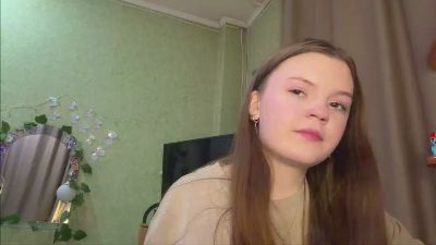 IngeborgPesin live cam on Cam4