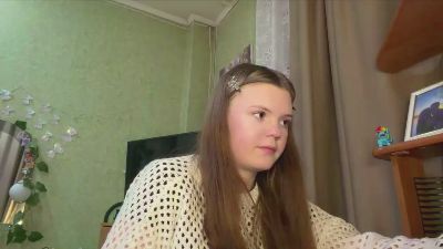 IngeborgPesin live cam on Cam4