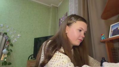 IngeborgPesin live cam on Cam4