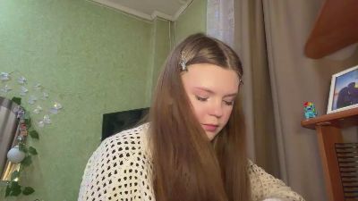 IngeborgPesin live cam on Cam4