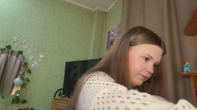 IngeborgPesin live cam on Cam4