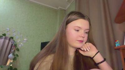 IngeborgPesin live cam on Cam4