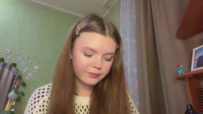 IngeborgPesin live cam on Cam4