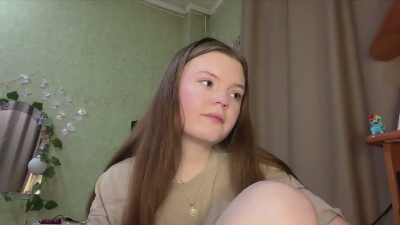 IngeborgPesin live cam on Cam4