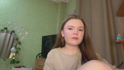 IngeborgPesin live cam on Cam4