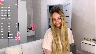 IngridKoehn live cam on Cam4