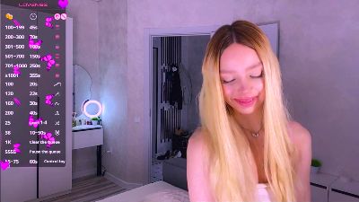 IngridKoehn live cam on Cam4