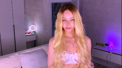 IngridKoehn live cam on Cam4