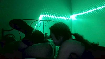 Inittowinit780 live cam on Cam4