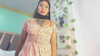 Iniya_Parul live cam on Cam4