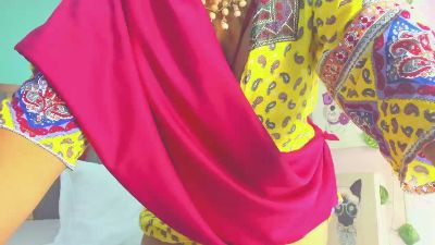 Iniya_Parul live cam on Cam4