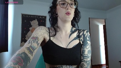 Inked_Val live cam on Cam4