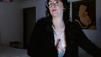 Inked_Val live cam on Cam4