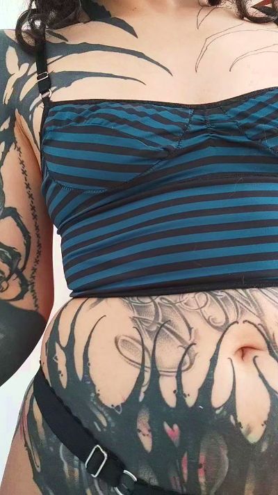 Inked_Val live cam on Cam4