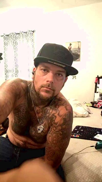 Inkeduprob live cam on UnifiedCams