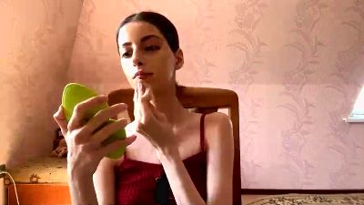 InocenciaMerle live cam on Cam4