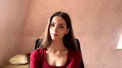 InocenciaMerle live cam on Cam4