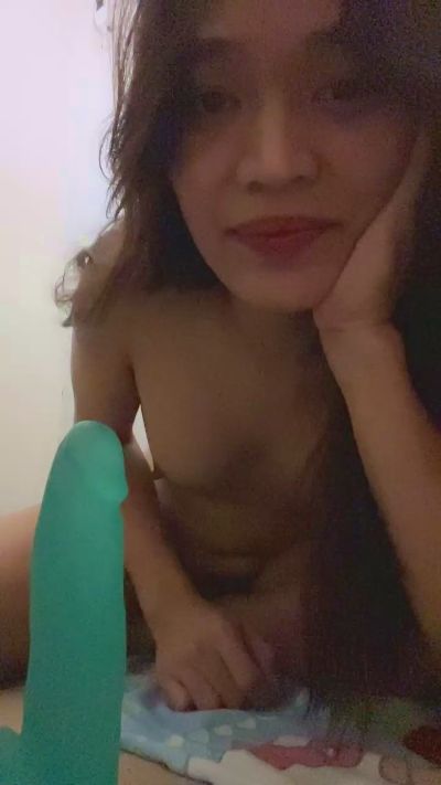 InocentKiarah live cam on Cam4