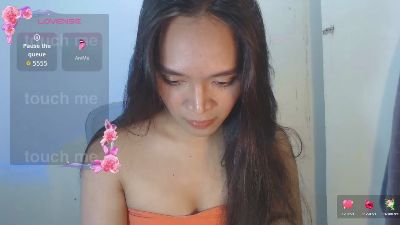 InocentKiarah live cam on Cam4