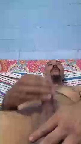 Insane771969 live cam on Cam4
