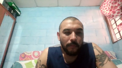 Insane771969 live cam on Cam4