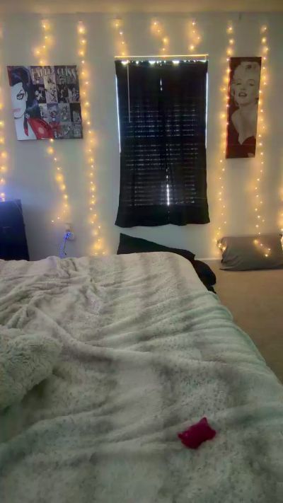 InstagrizX live cam on Cam4