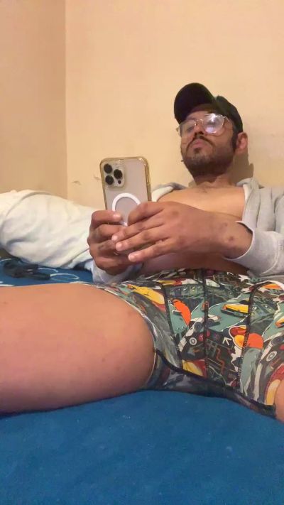 Instar live cam on Cam4