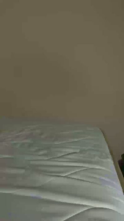 Instar live cam on Cam4