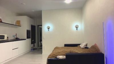 IonaBenda live cam on Cam4