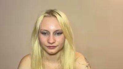 IonaMarket live cam on Cam4