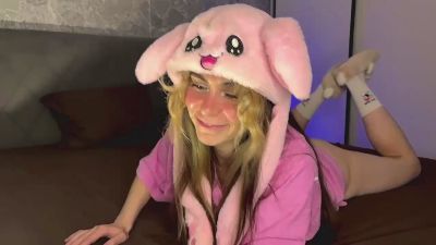 Ipewmeow live cam on Cam4