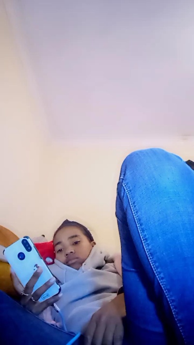 Irinah01 live cam on Cam4