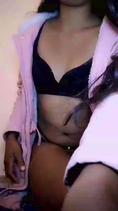 Irinah01 live cam on Cam4