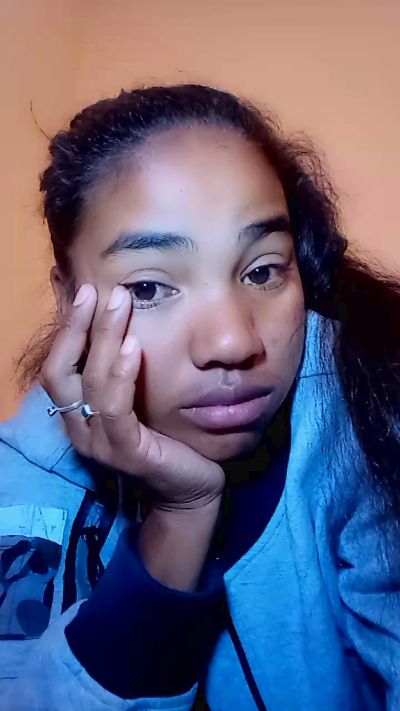 Irinah01 live cam on Cam4