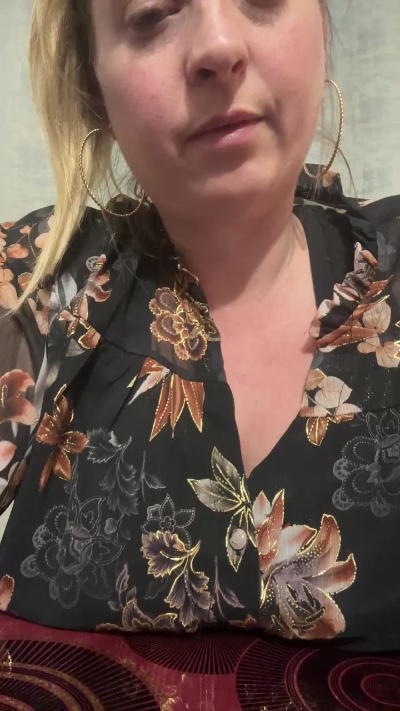 Webcam femme en direct de France avec Irinasshow