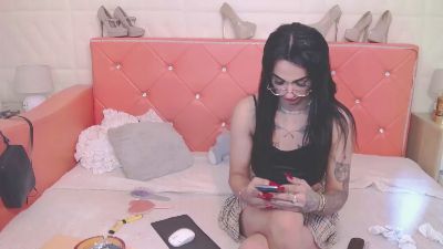 IrisIrs live cam on Cam4