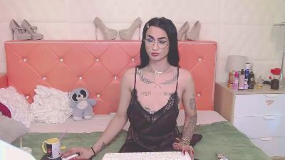IrisIrs live cam on Cam4