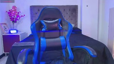 Iris_Roses live cam on Cam4