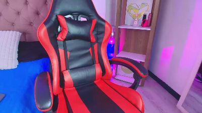 Iris_Roses live cam on Cam4