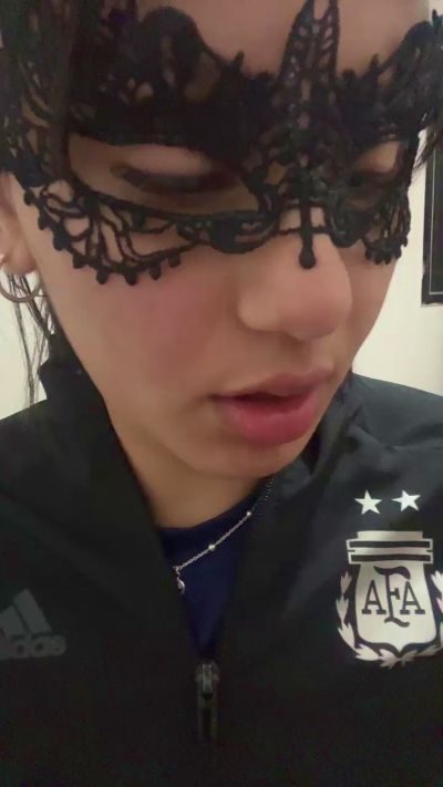 Irismorenaaa live cam on Cam4