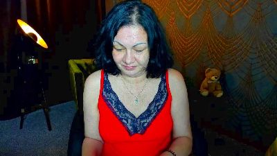IrissMoon live cam on Cam4