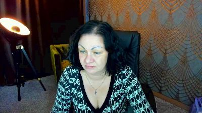 IrissMoon live cam on Cam4