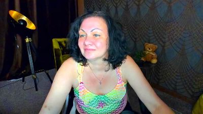 IrissMoon live cam on Cam4