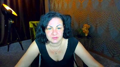 IrissMoon live cam on Cam4