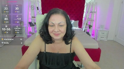 IrissMoon live cam on Cam4