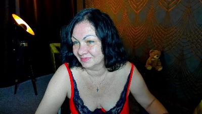 IrissMoon live cam on Cam4