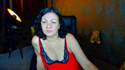 IrissMoon live cam on Cam4