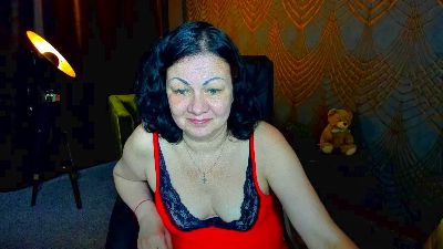IrissMoon live cam on Cam4