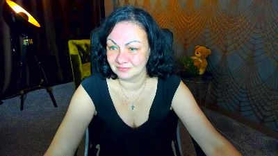 IrissMoon live cam on Cam4