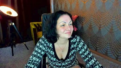 IrissMoon live cam on Cam4